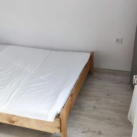 Oenue Acik Bahceli, Muestakil * Muğla